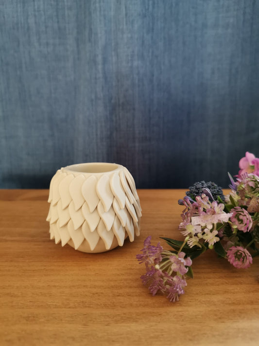 Small White Petal Vessel